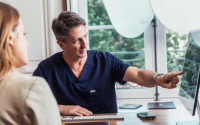 Cicatrices après un lifting : quels soins pour favoriser une bonne évolution ?