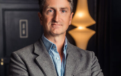 Rajeunir le visage sans le transformer : mon approche en 6 points